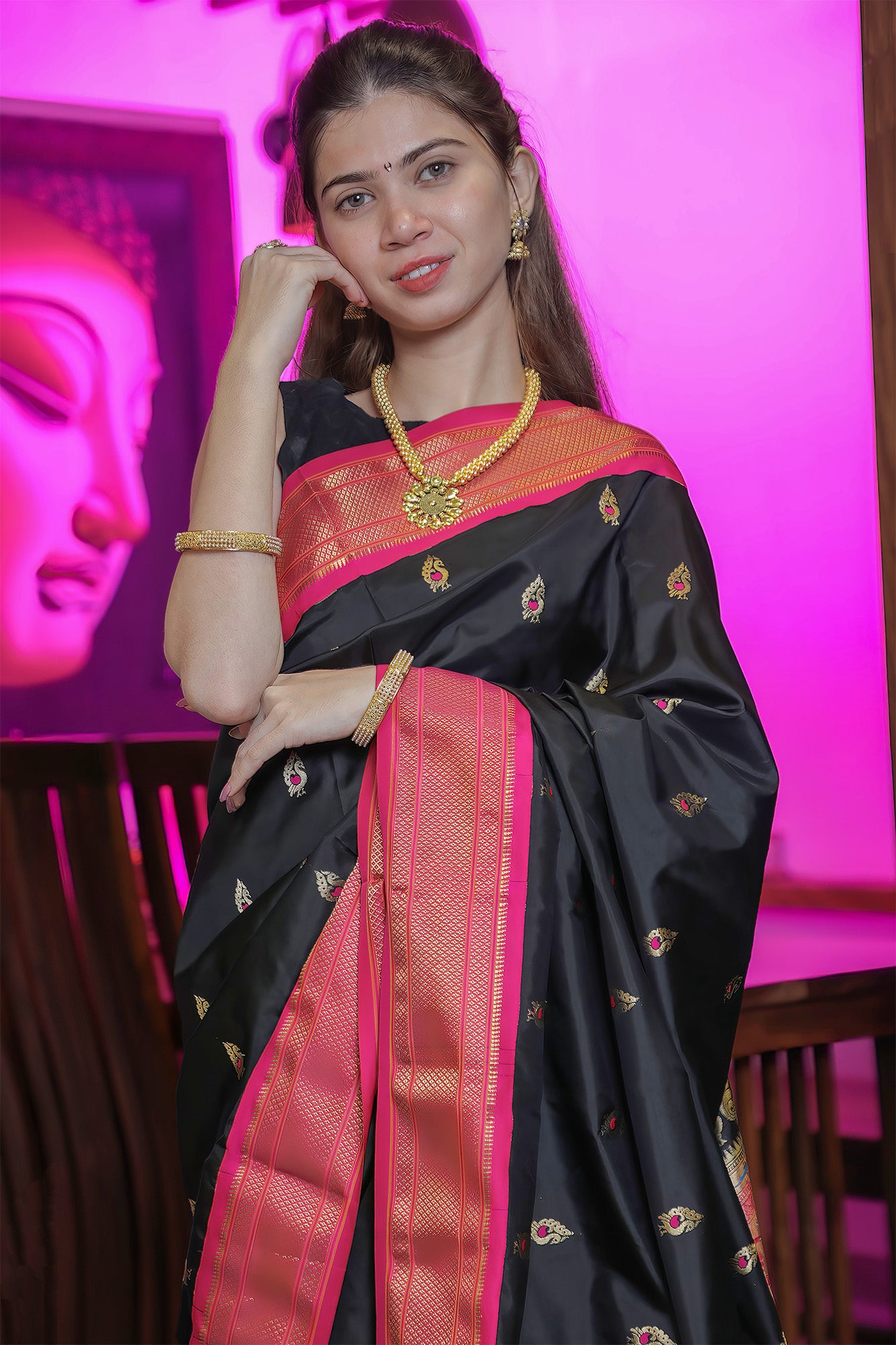 Black and Pink Paithani Silk Saree – zameeni