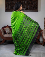 Load image into Gallery viewer, Green Knitted Flower Silk Saree
