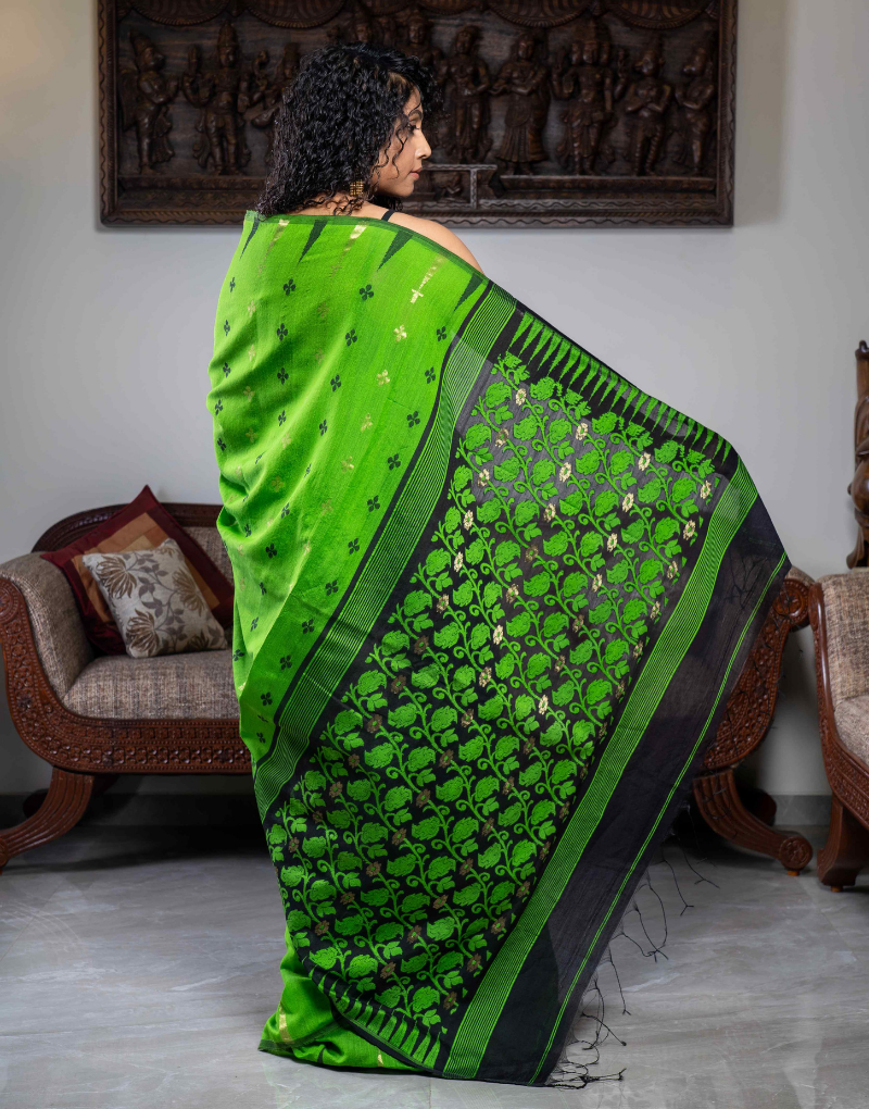 Green Knitted Flower Silk Saree