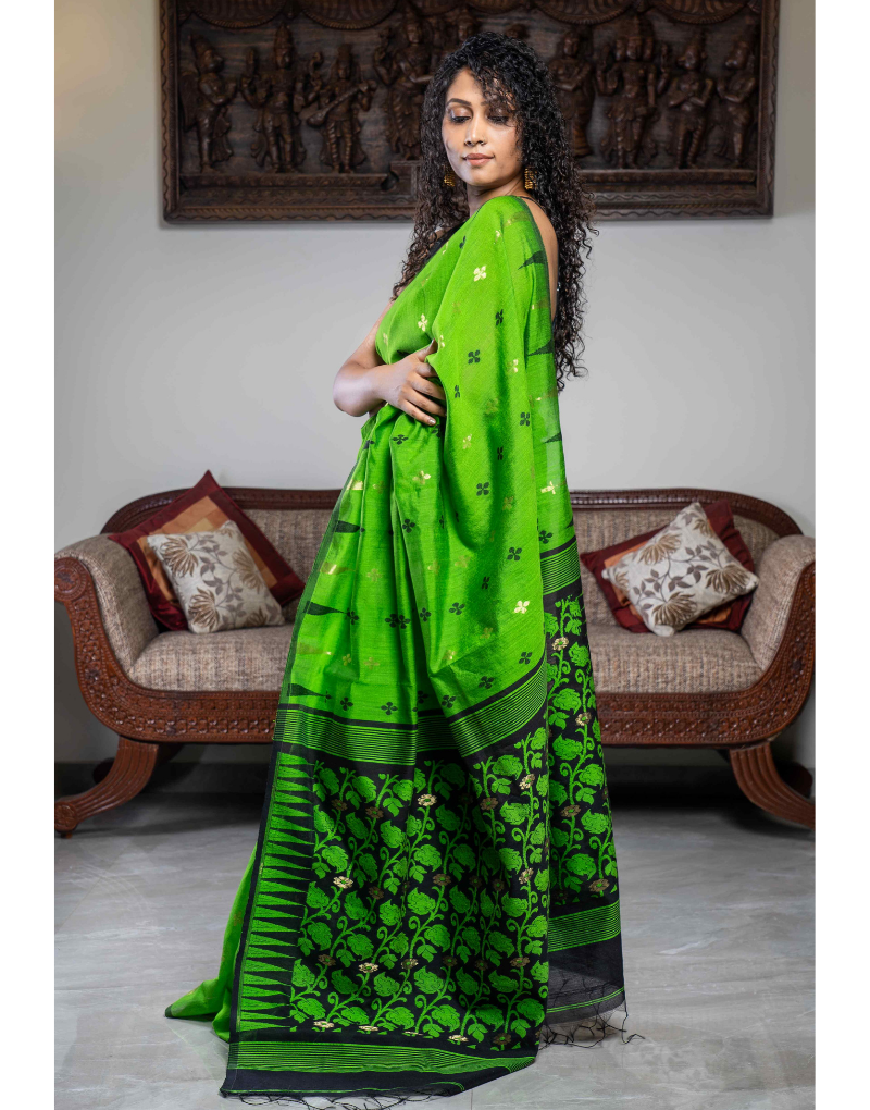 Green Knitted Flower Silk Saree
