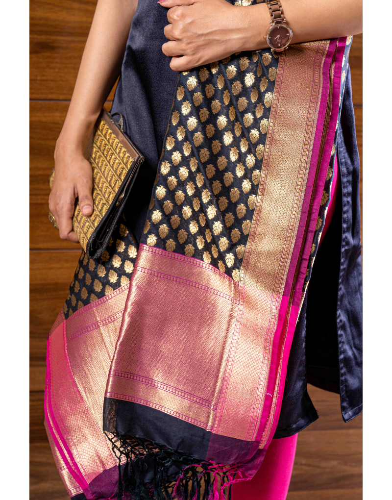 Black & Magenta Benarsi Silk Dupatta