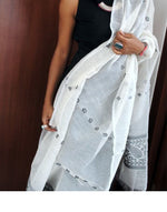 Load image into Gallery viewer, White Dhakai Dupatta With Black Motifs
