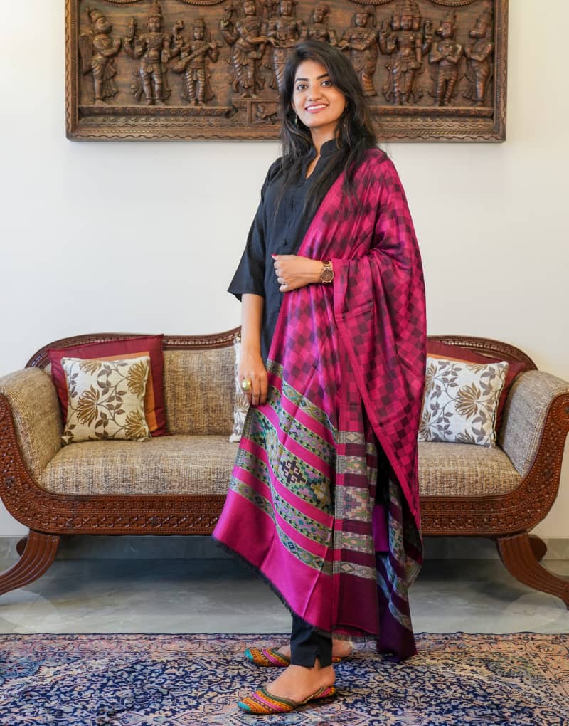 Fuschia pink & steel grey Stoles with self woven pattern