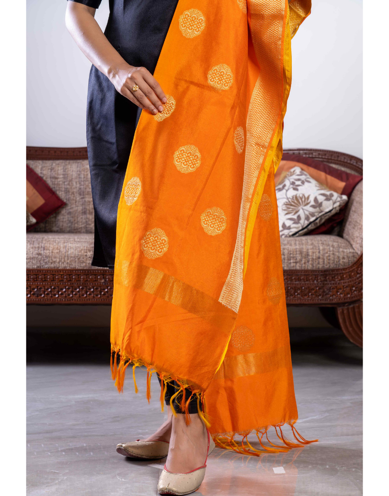 Maheshwari silk Shaded Banarasi Yellow & Orange Dupatta