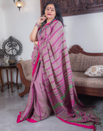 Load image into Gallery viewer, Magenta &amp; Green Soft Cotton Saree
