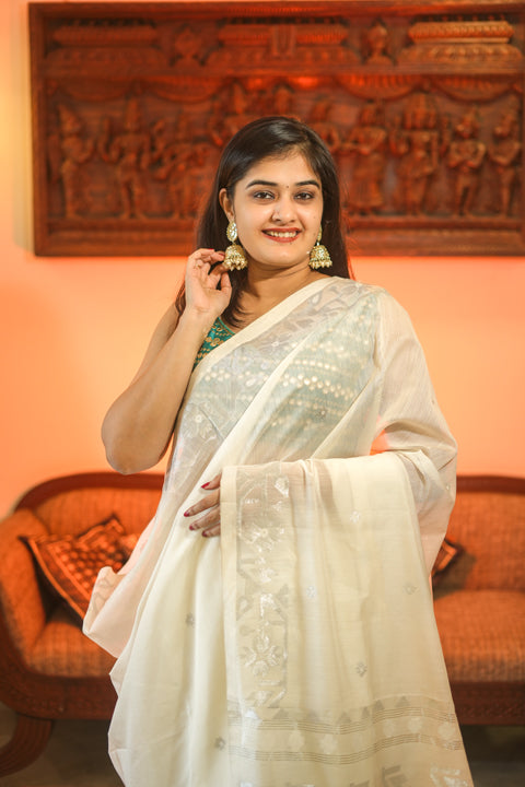 White Resham Matka Silk Saree