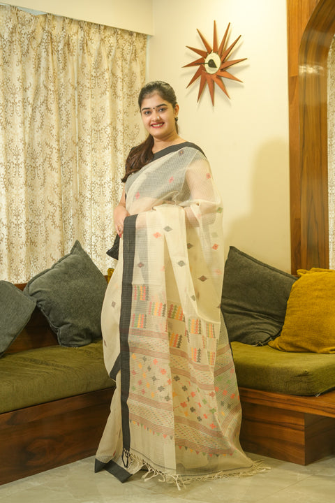 Dhakai Jamdani Resham Saree