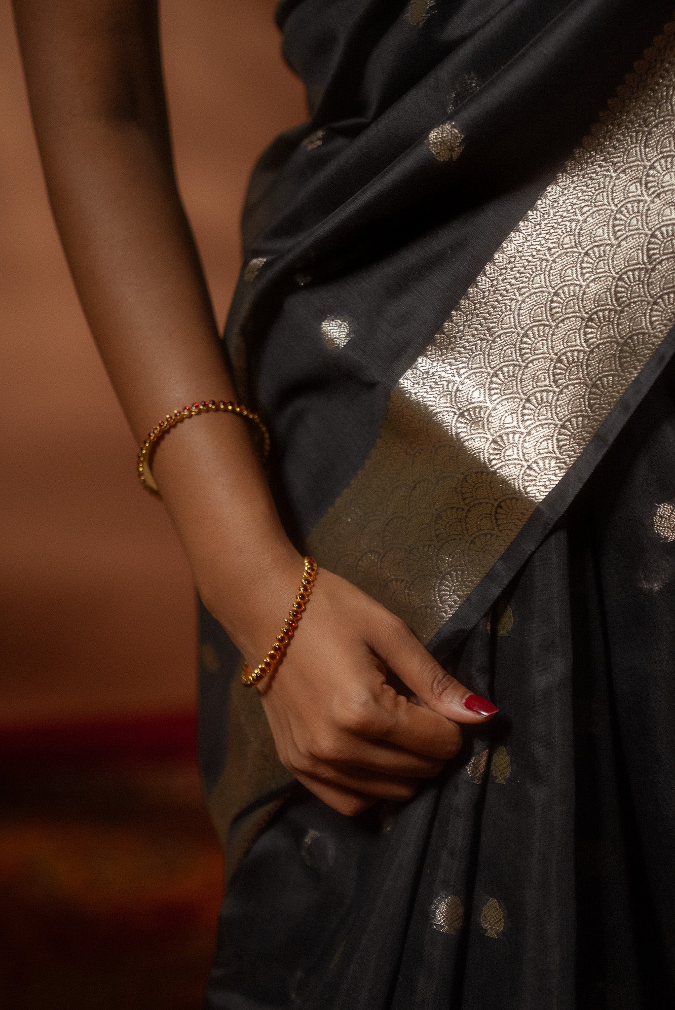 Black Maheshwari Cotton Silk Saree