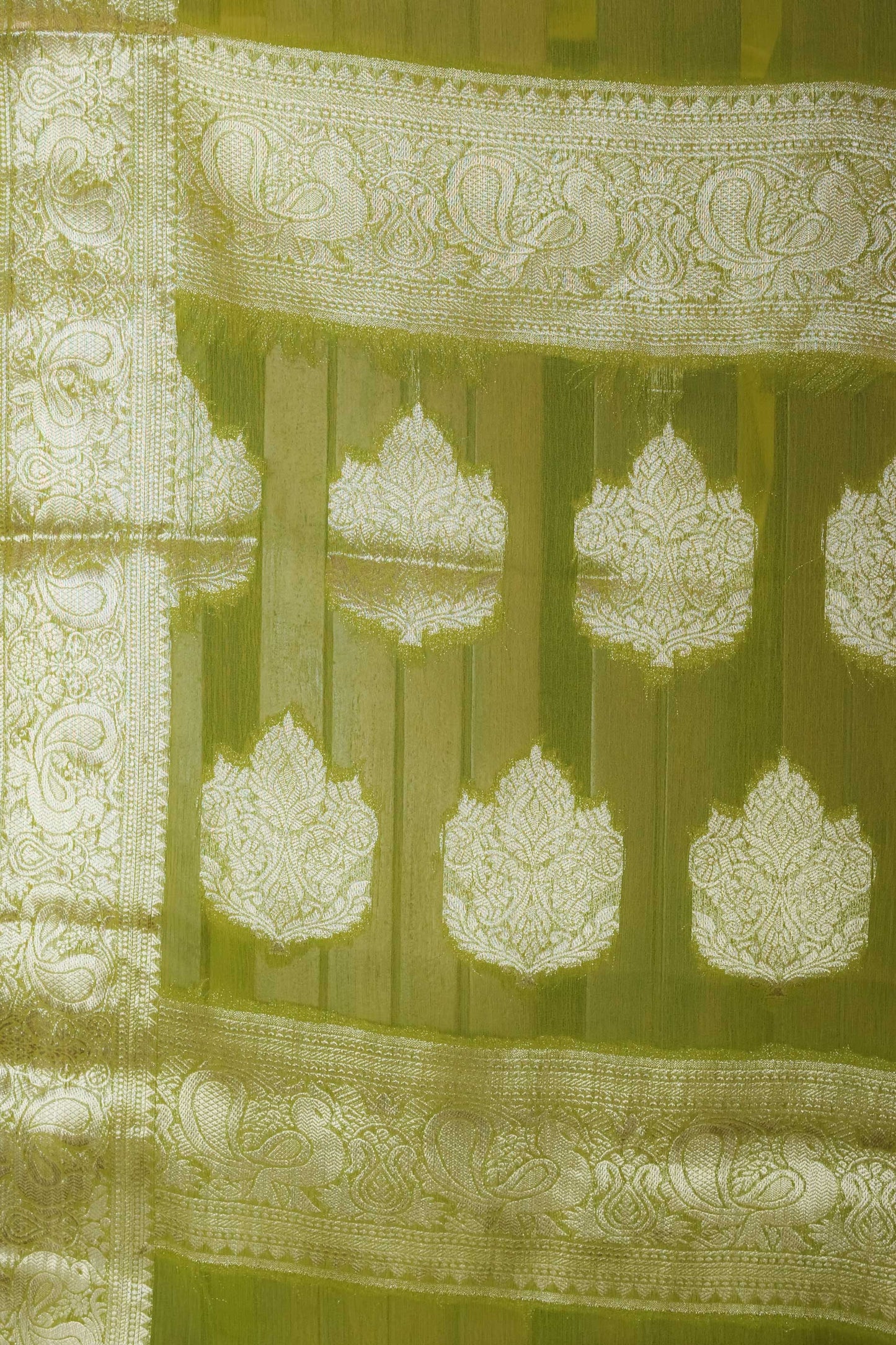 Green Georgette Plain Saree