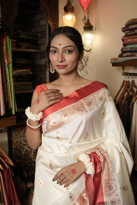 White Traditional Garad (Gorod) Mulberry Silk Saree