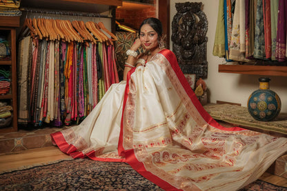 White Traditional Garad (Gorod) Mulberry Silk Saree