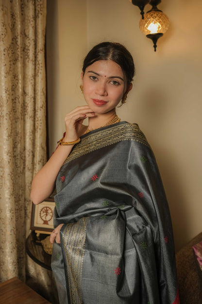 Grey Dolabedi Mulberry Silk Saree