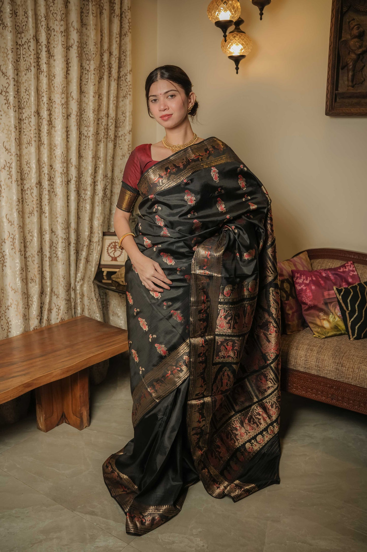 Black Swarnachuri Bishnupuri Silk Saree