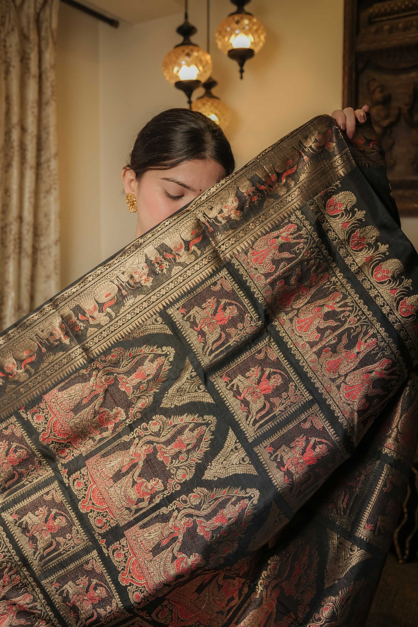 Black Swarnachuri Bishnupuri Silk Saree