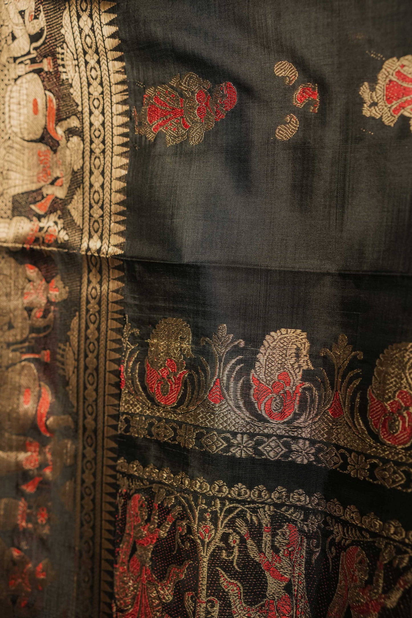 Black Swarnachuri Bishnupuri Silk Saree