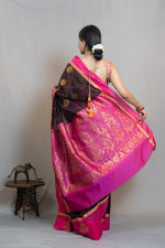 Load image into Gallery viewer, Brown Gadwal Cotton Saree
