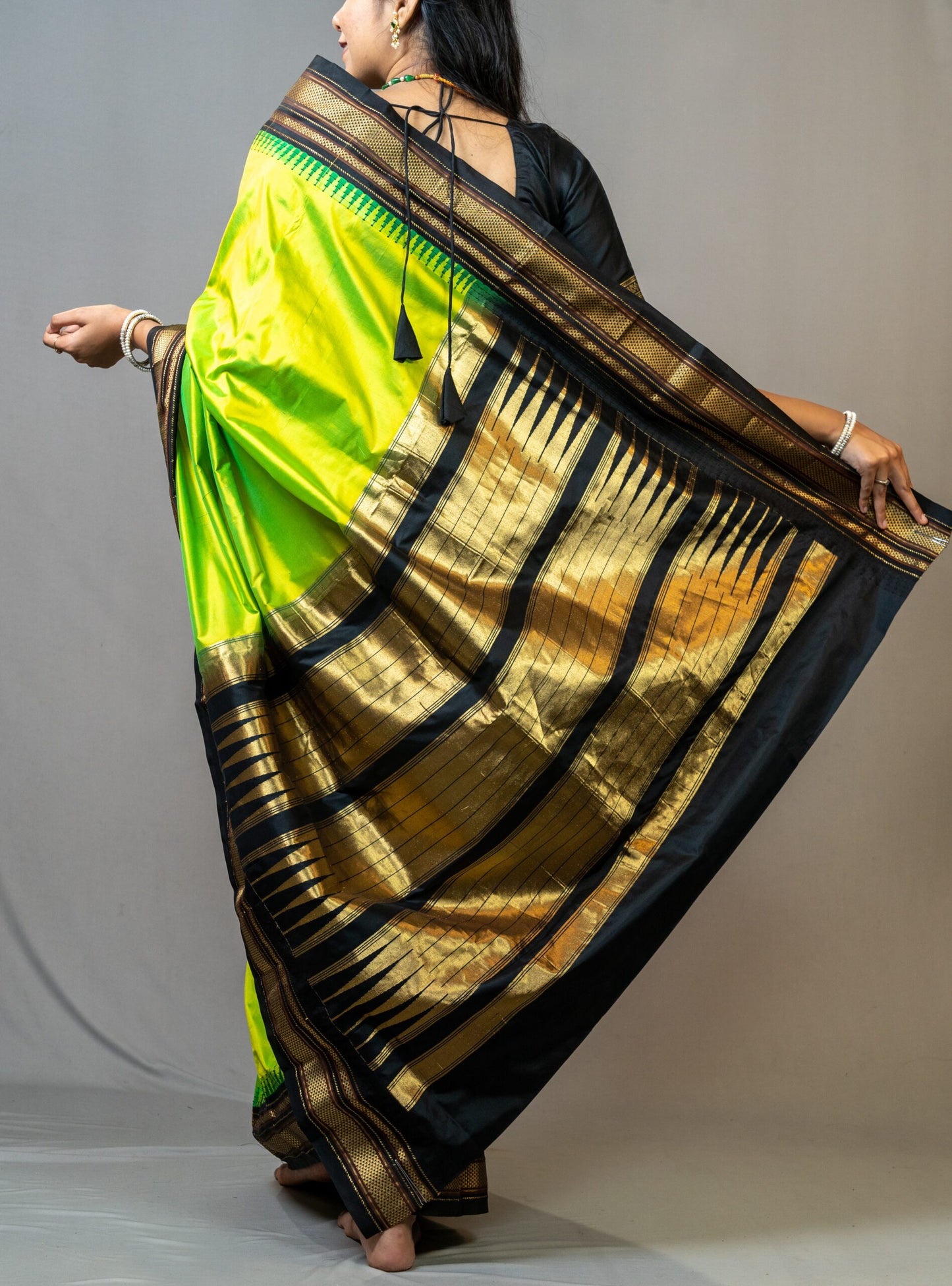 HANDWOVEN NARAYANPETH SILK