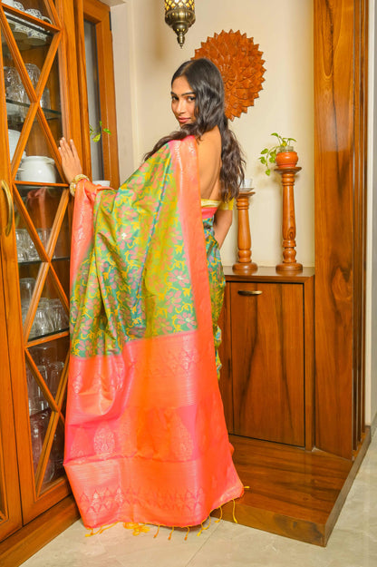 Green and Pink Patola Handloom Saree
