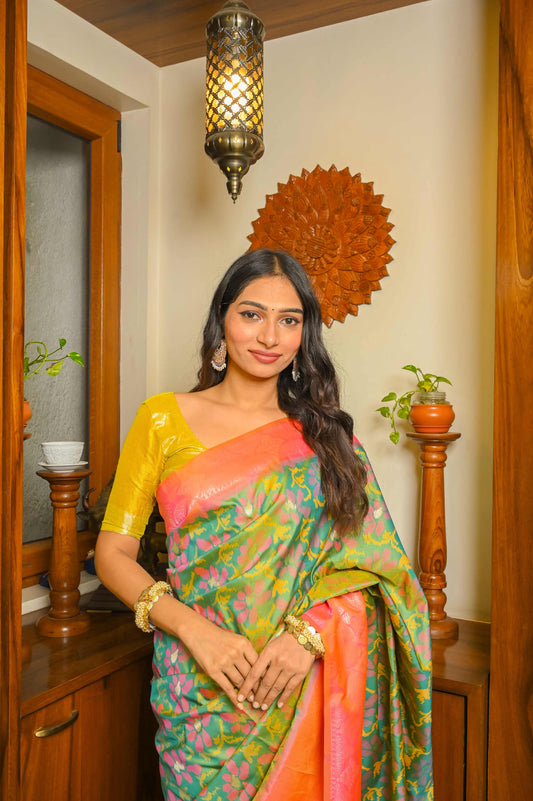 Green and Pink Patola Handloom Saree