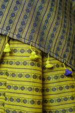 Load image into Gallery viewer, Yellowish Green and Blue Cotton Saree
