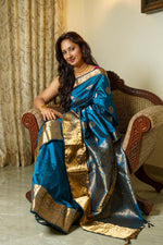 Load image into Gallery viewer, Cobalt Blue Gadwal Silk Saree

