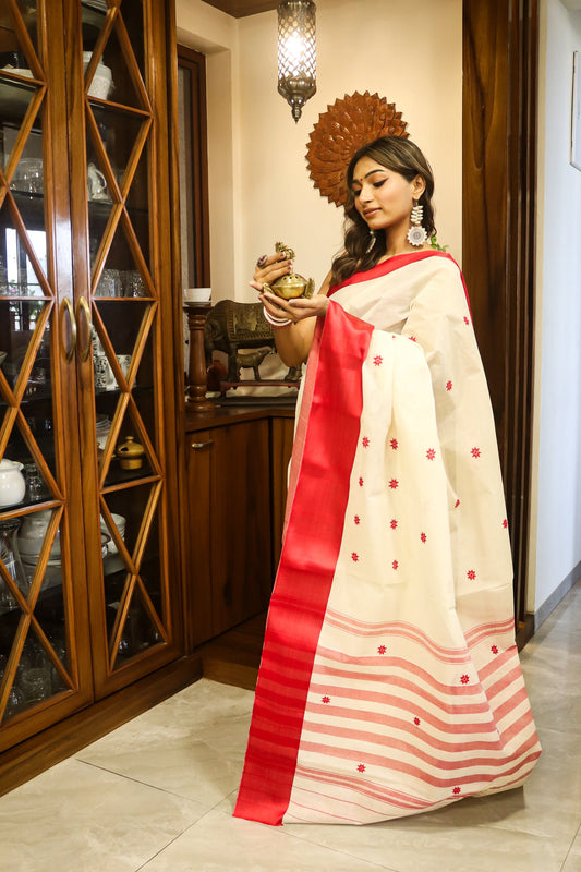 Cream and Red Handwoven Cotton Saree from Dhaniakhali, West Bengal