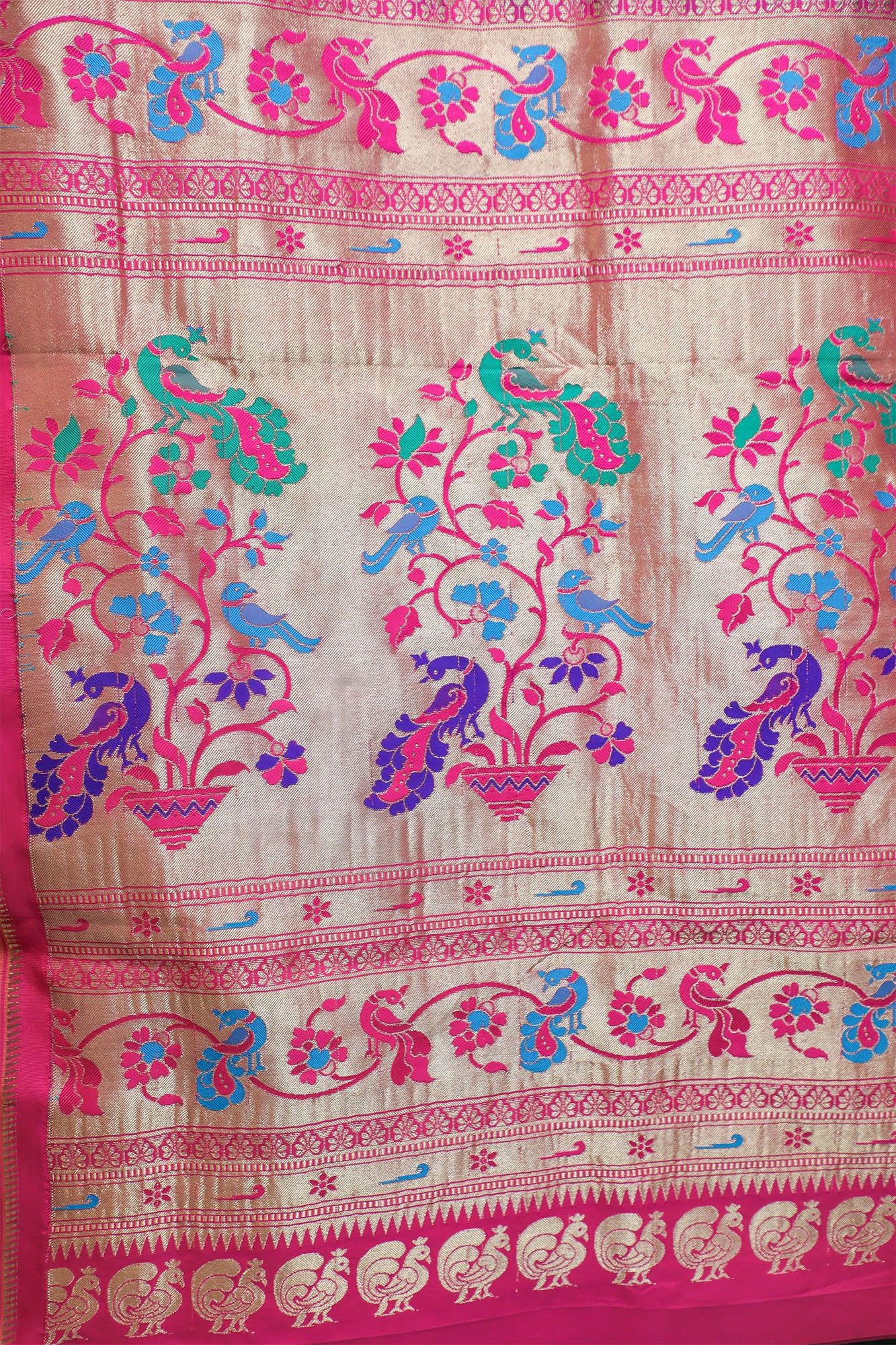 Black and Pink Paithani Silk Saree