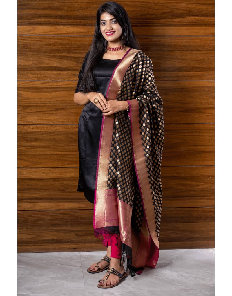 Black & Magenta Benarsi Silk Dupatta