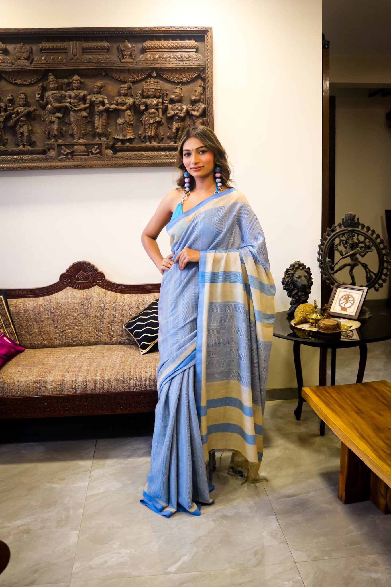 Beige and Blue Cotton Tussar Saree - zameeni