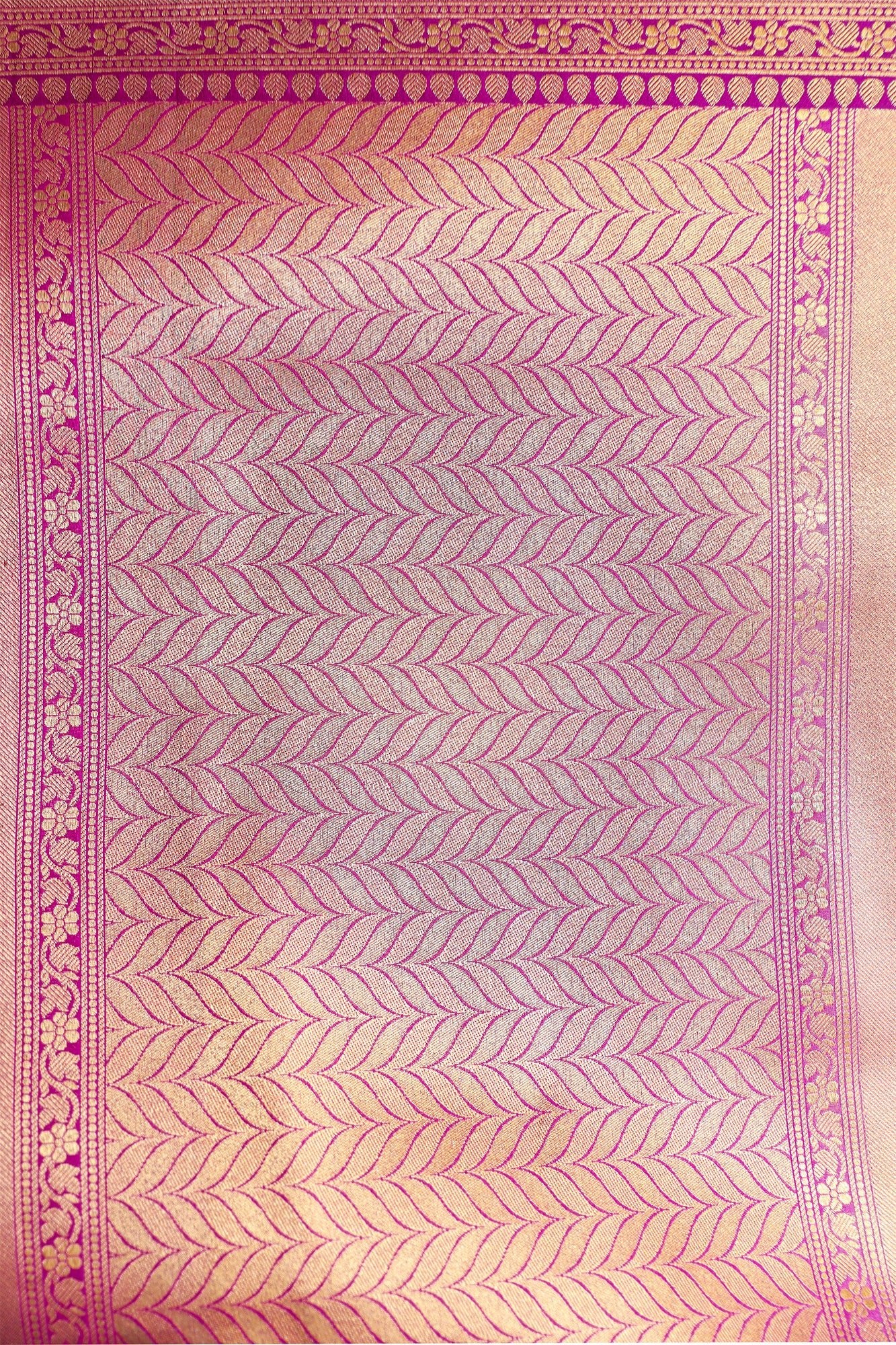 Beige and Magenta Katan Silk Kimkhab Saree - zameeni