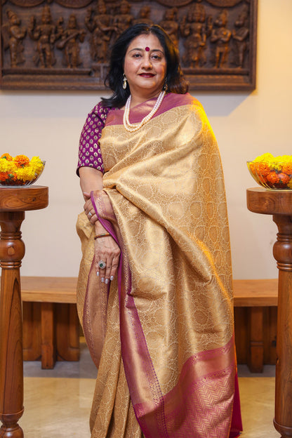 Beige and Magenta Katan Silk Kimkhab Saree - zameeni