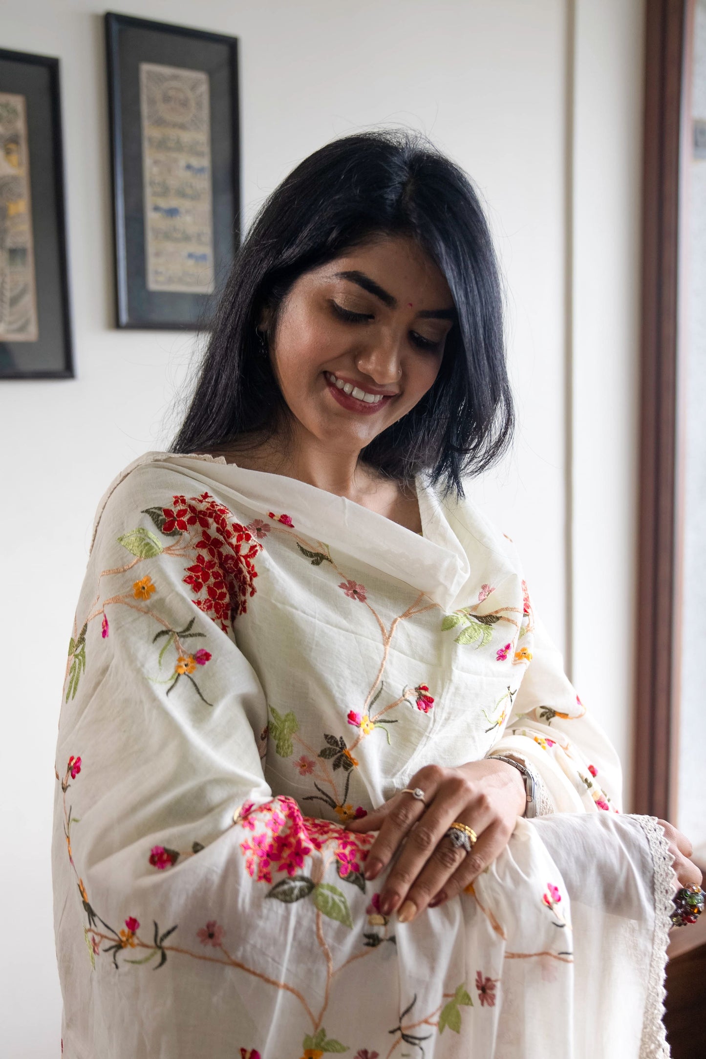 Mul White Dupatta with Red Floral Design