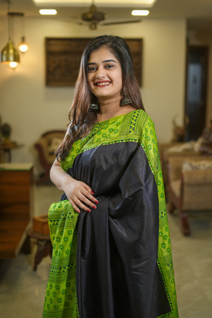 Black and Green Vishnu Puri Silk Saree